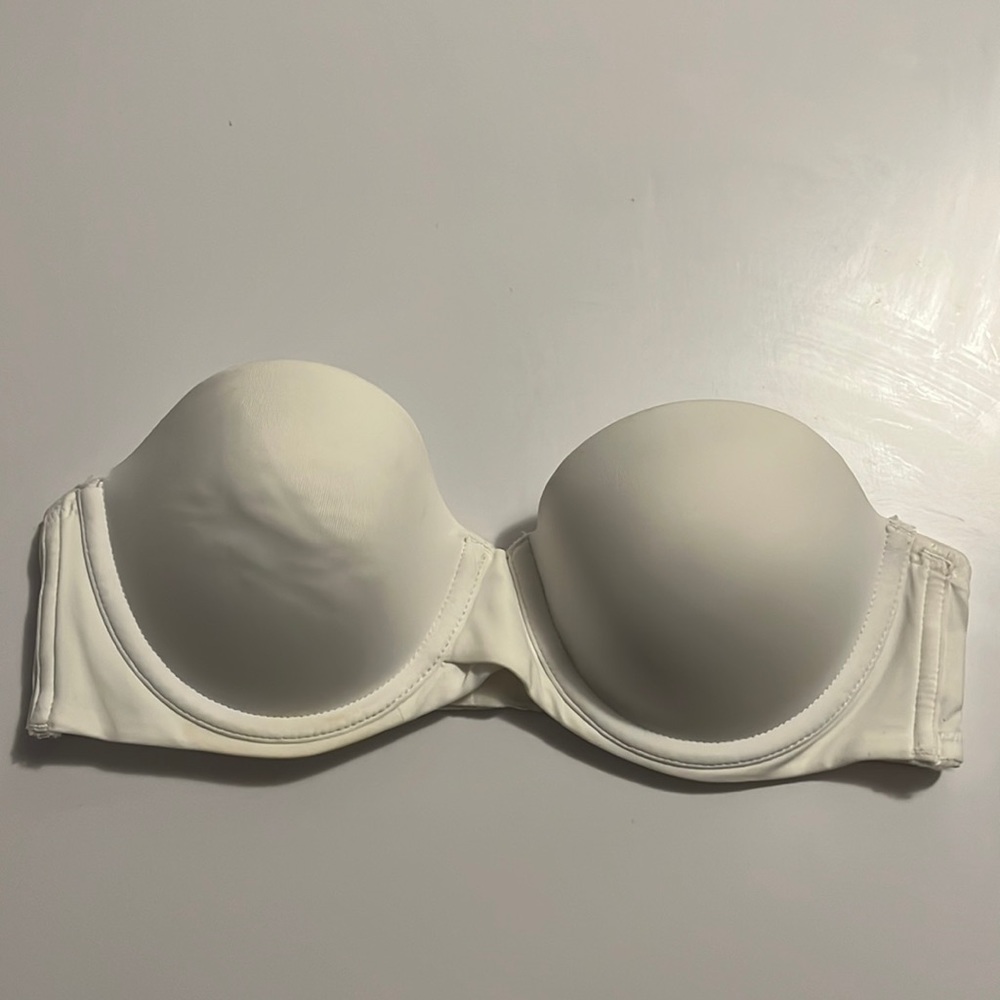 10/$10 Strapless Bra Sz34B/C